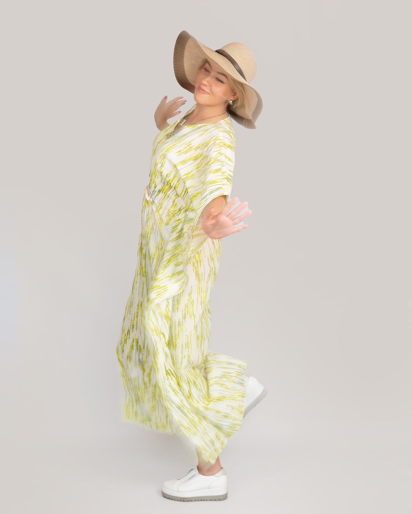 Yunikulondon, Luxury Shell Dresstan