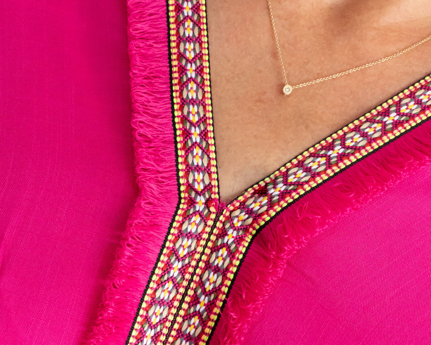 Yunikulondon, Luxury Fuschia Maxi Dresstan