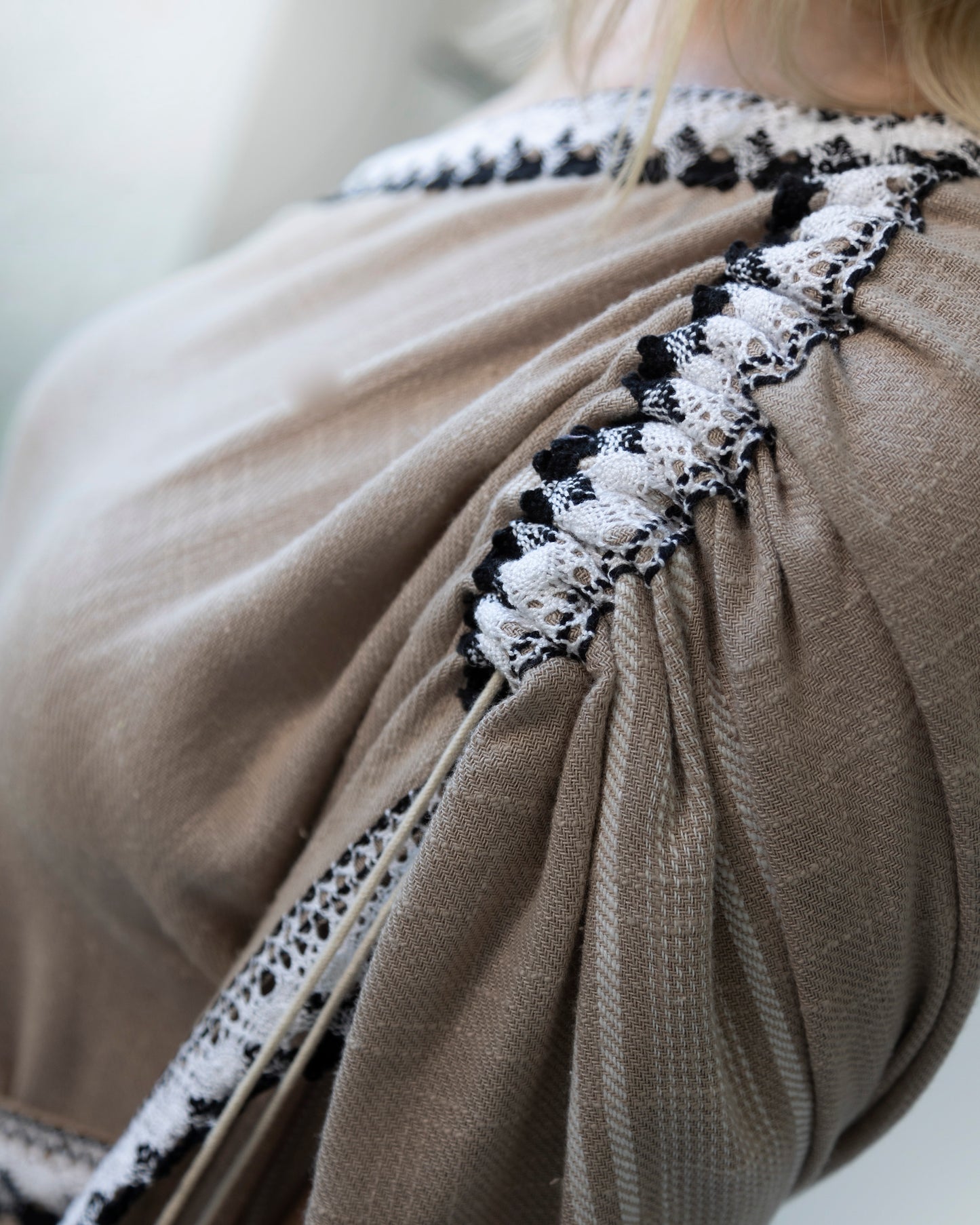Yunikulondon, Maxi designer Dresstan