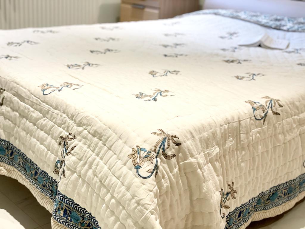 Yuniku London Quilt