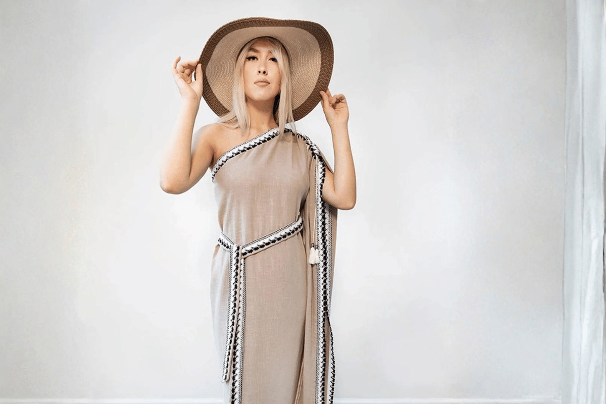 The YunikuLondon Dresstan: The Staple for the Multitasking Woman of Today
