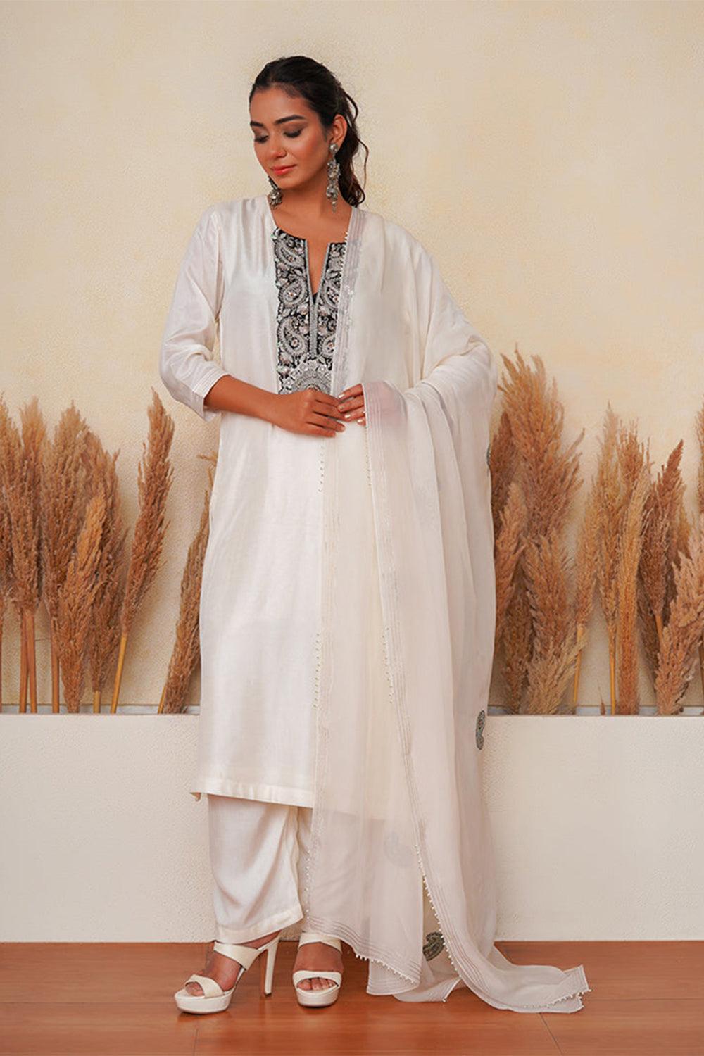 Ivory Flowerette Kurta Set - Yuniku London
