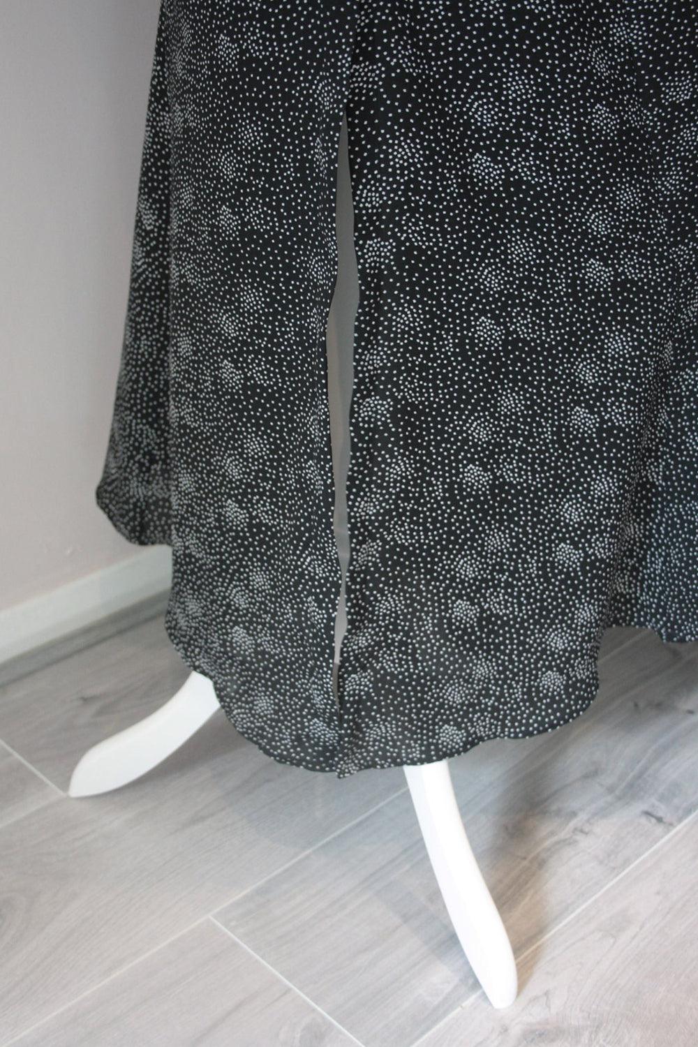 Ditsy Print Maxi Dress - Yuniku London