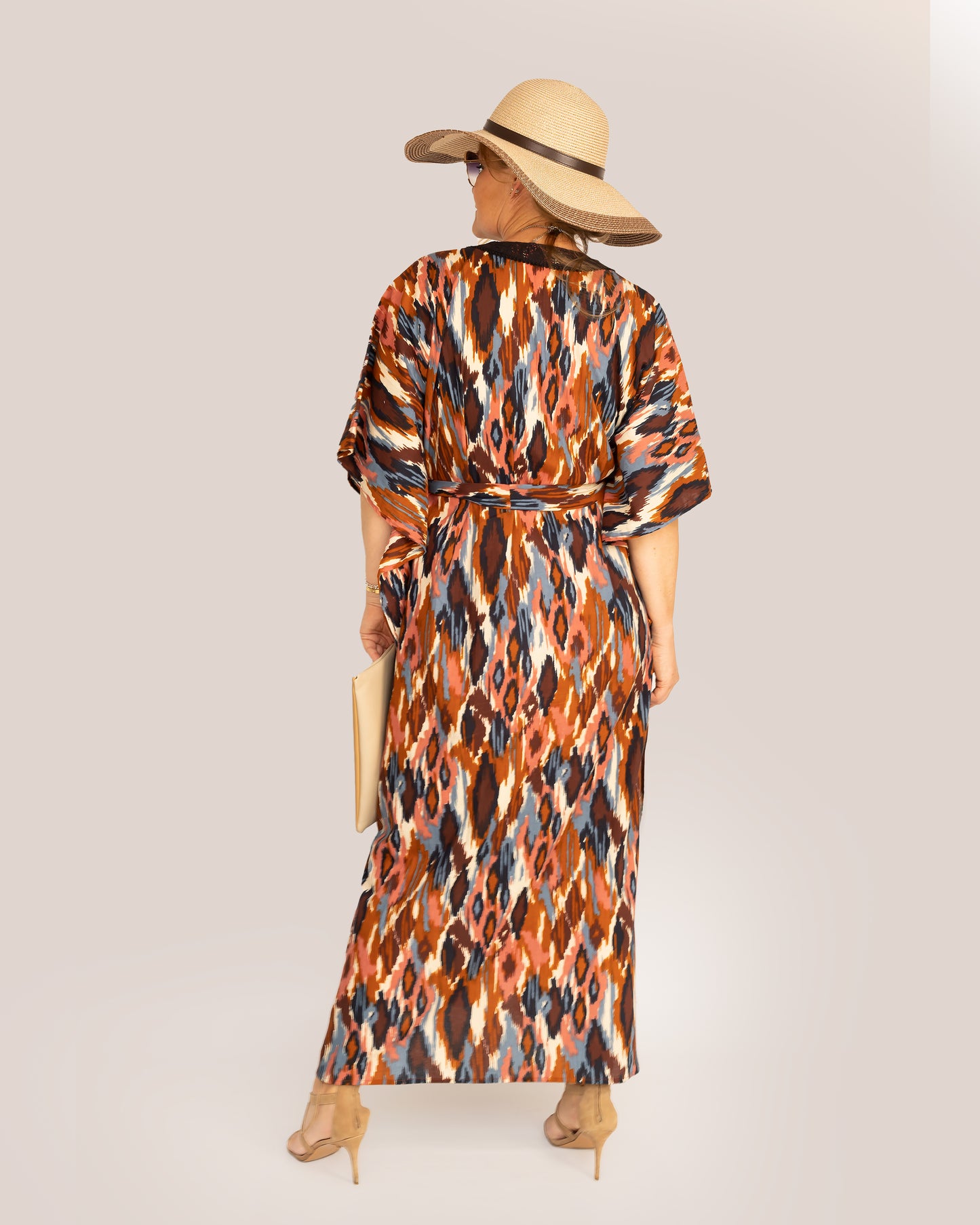 Yunikulondon, Ikat Maxi Dresstan
